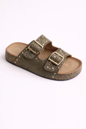 Claquette à brides cloutées