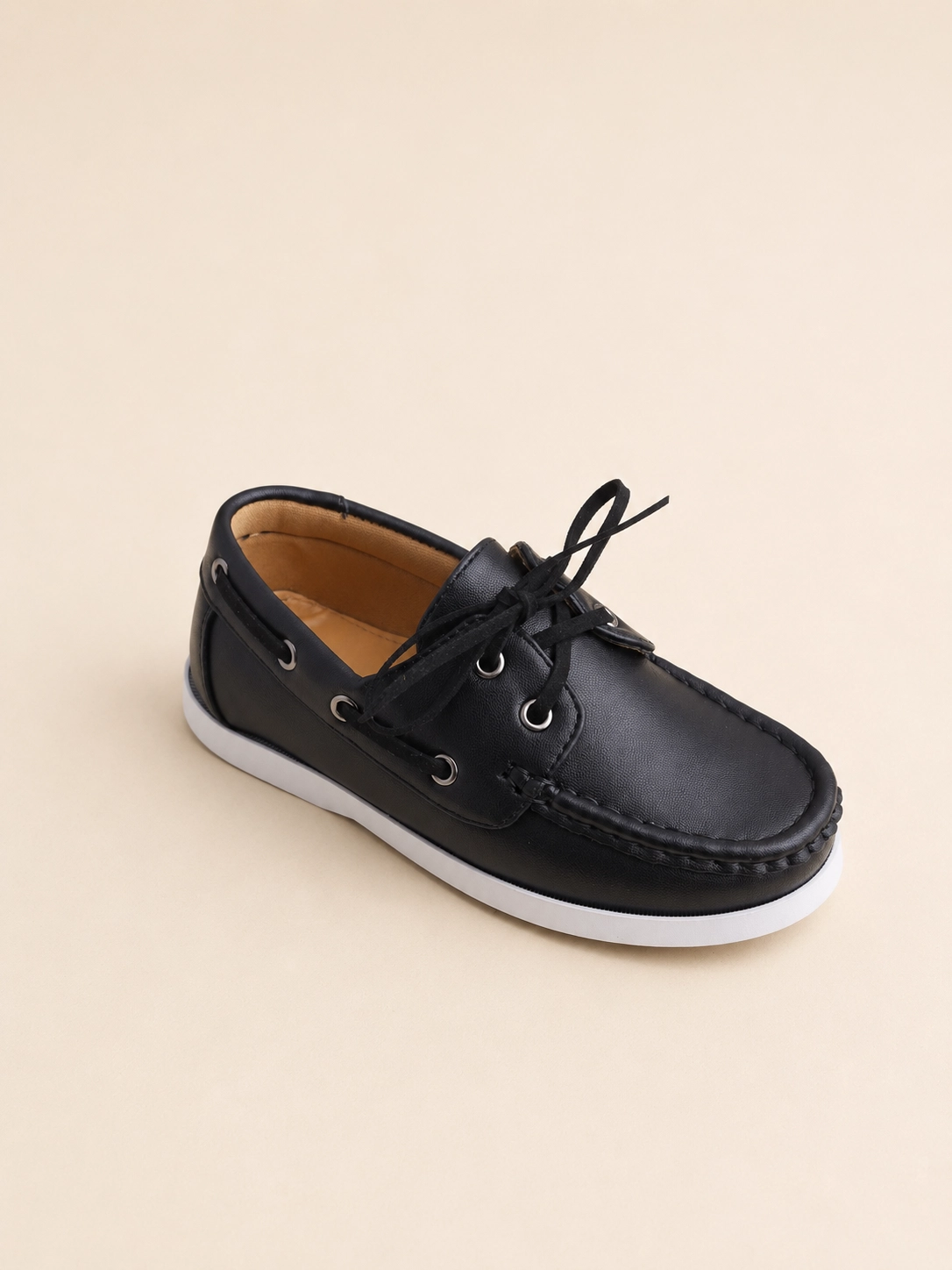 Chaussure bateau garçon à lacets – Image 2