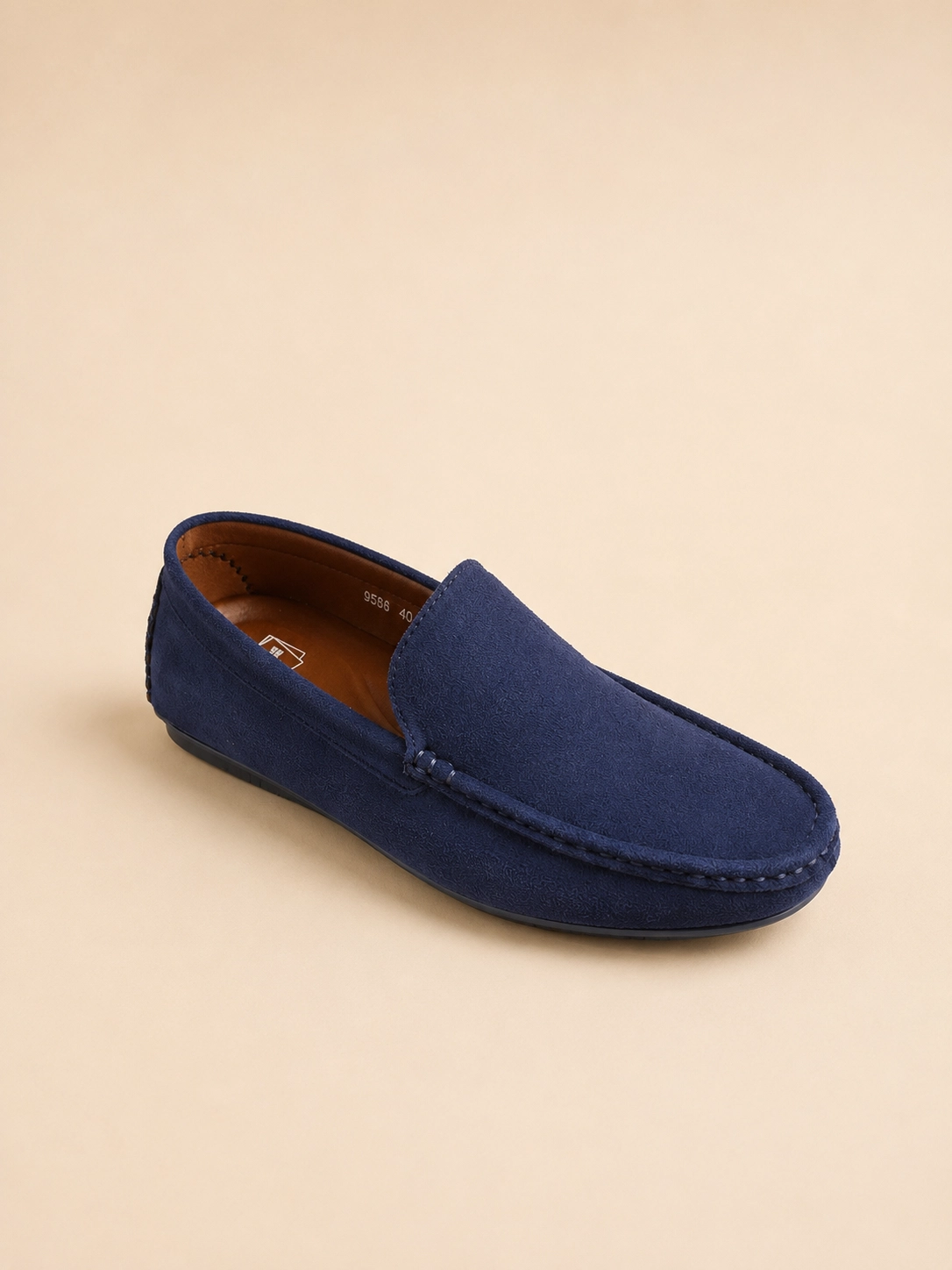 Chaussure de ville effet velour – Image 3